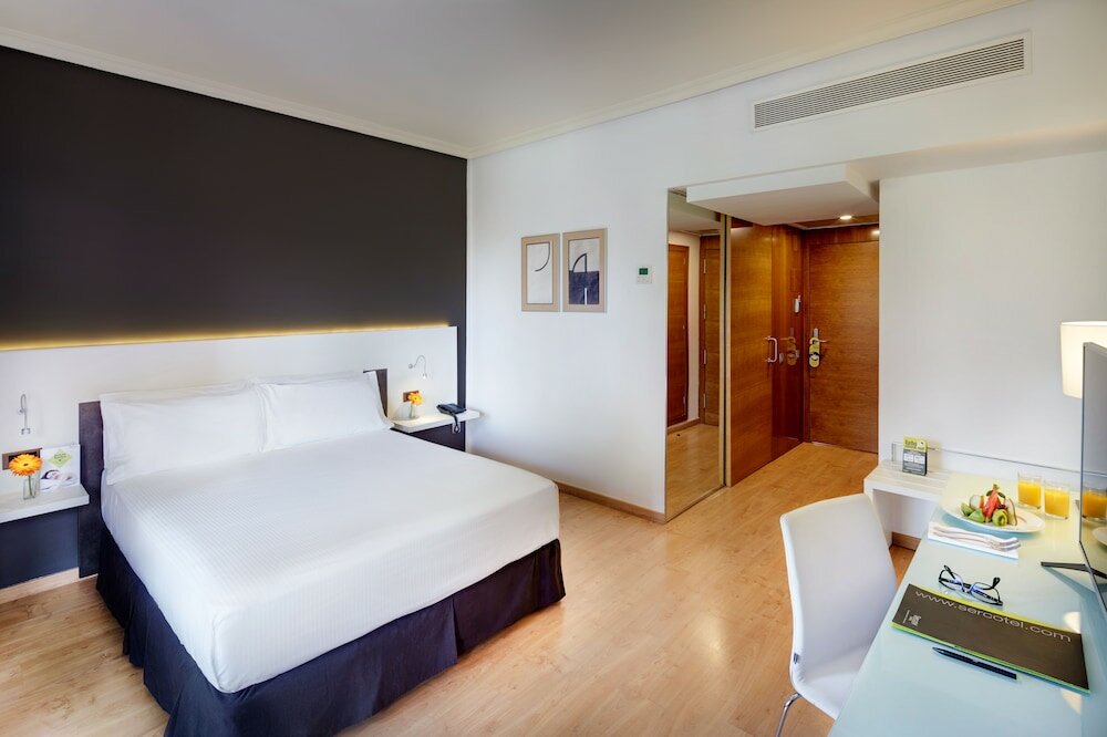 Фото Sercotel Gran Hotel Zurbarán