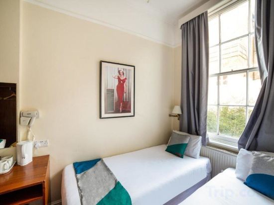 Фото St Georges Hotel Pimlico