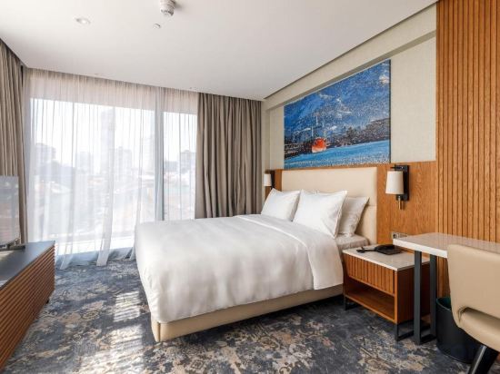 Фото Piazza Epigraph