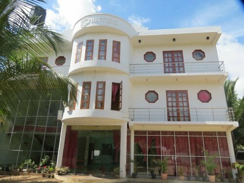 Ananthi Hotels