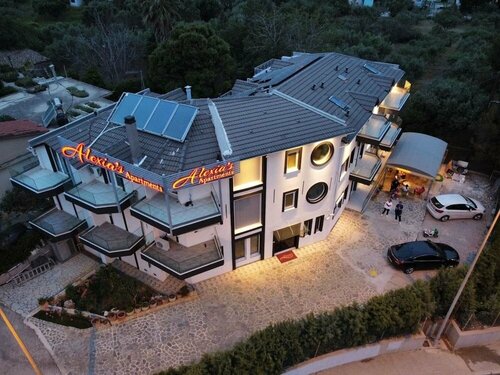 Гостиница Alexias Apartments в Патрах