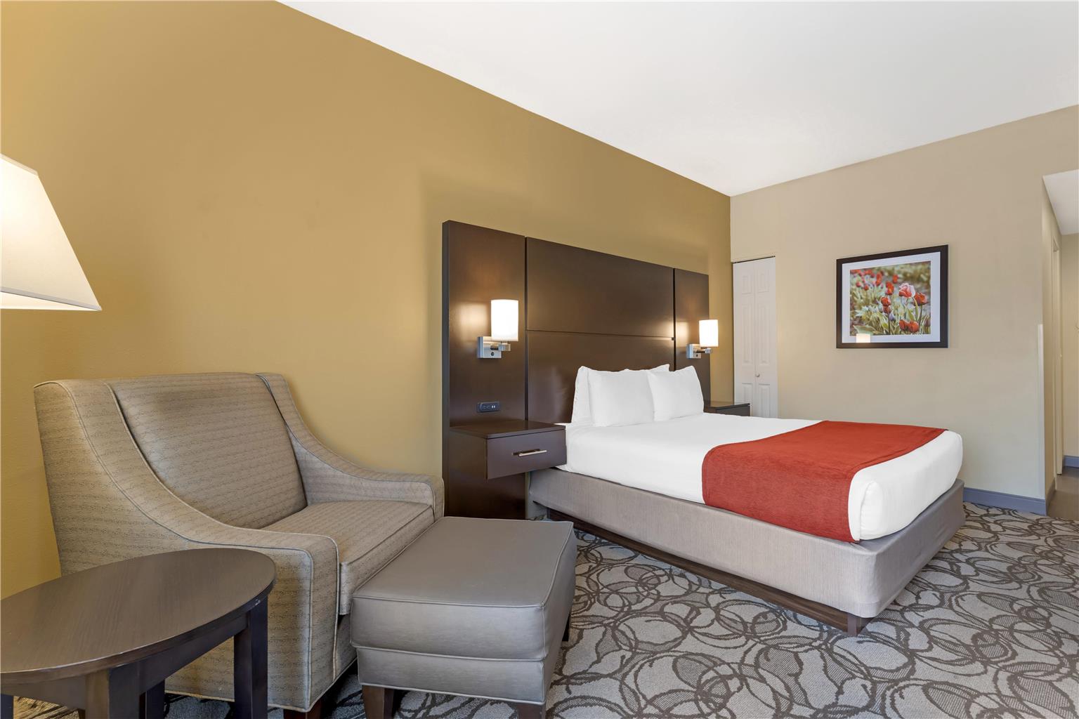 Фото Best Western Plus Plaza by the Green