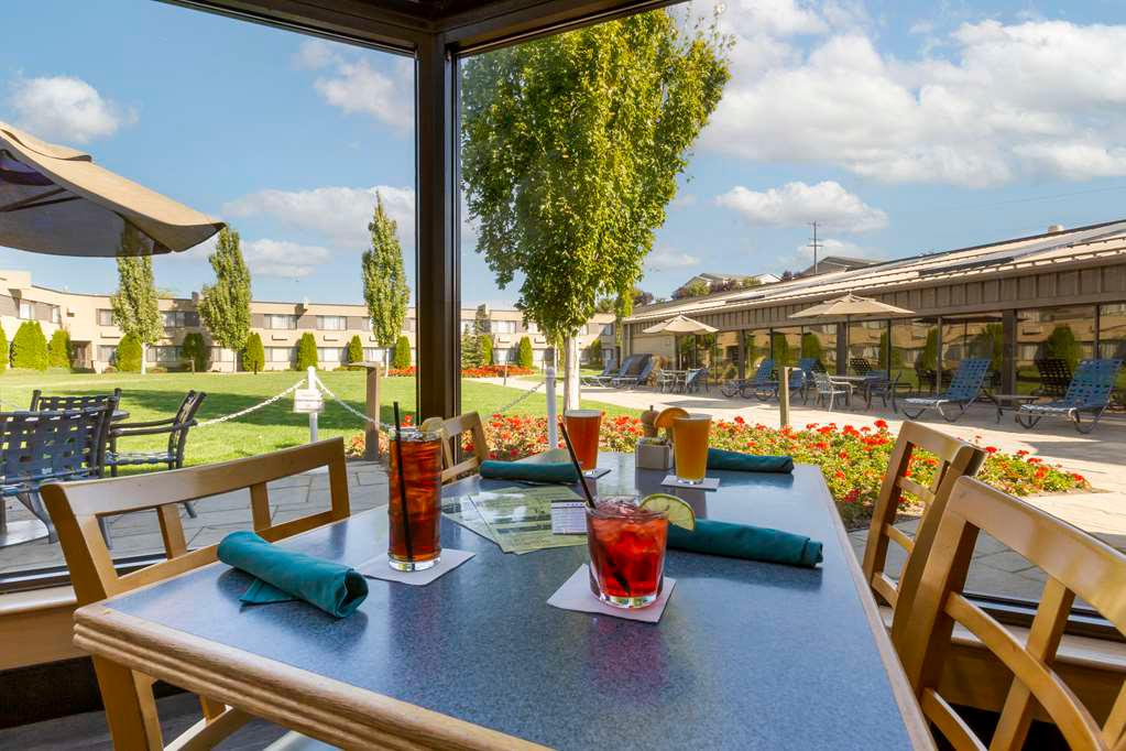 Фото Best Western Plus University Inn