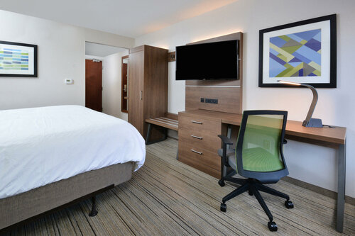 Гостиница Holiday Inn Express Raleigh Durham Airport by Ihg в Моррисвилле