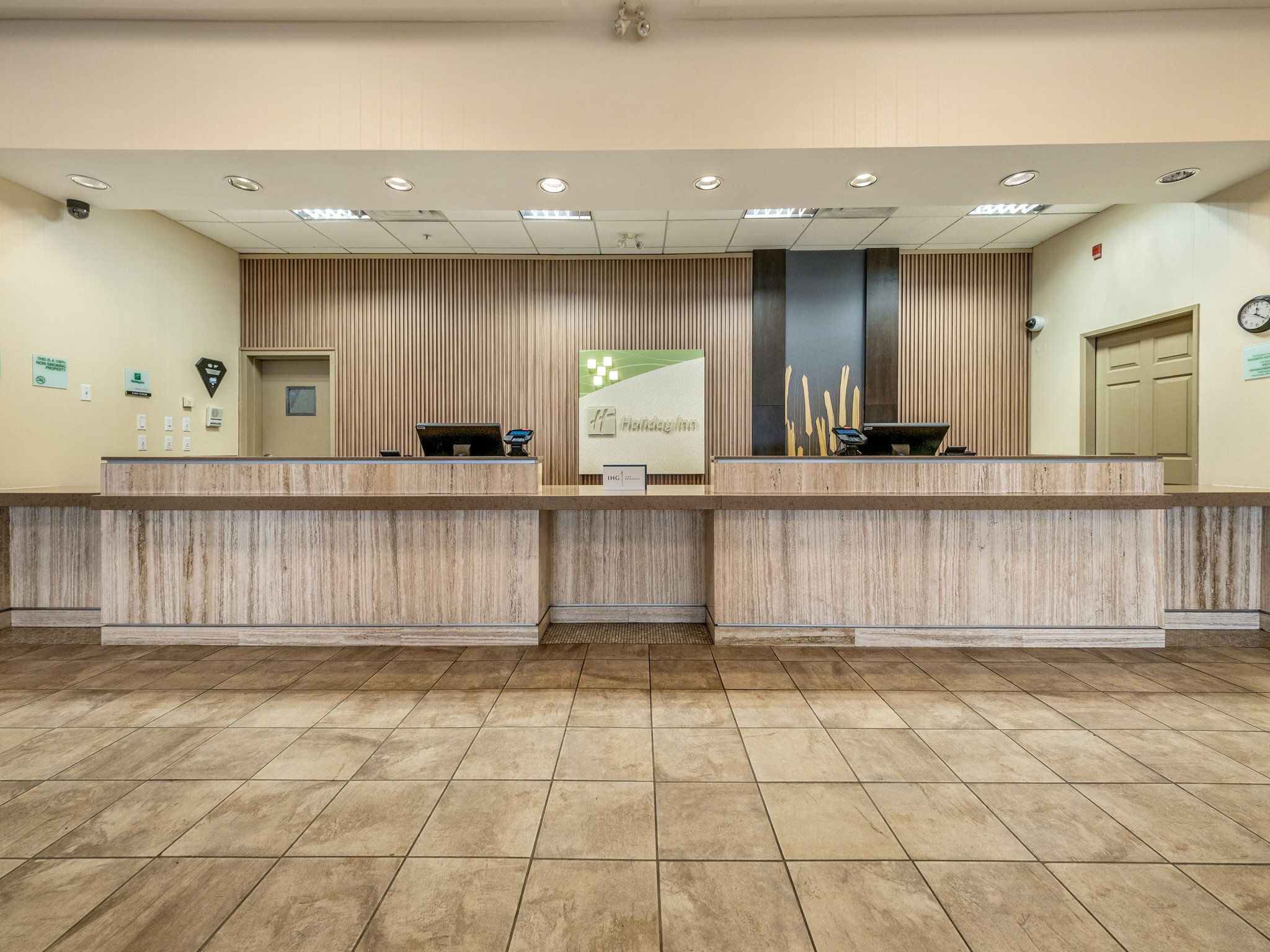 Фото Holiday Inn Lethbridge