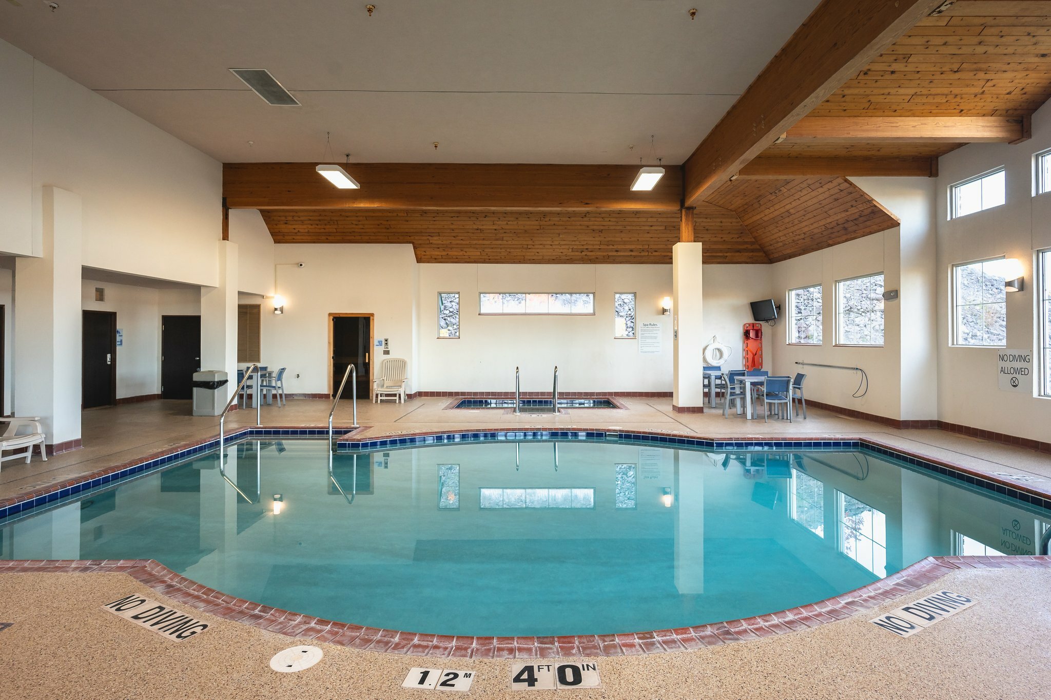 Фото Holiday Inn Express Houghton-Keweenaw, an Ihg Hotel