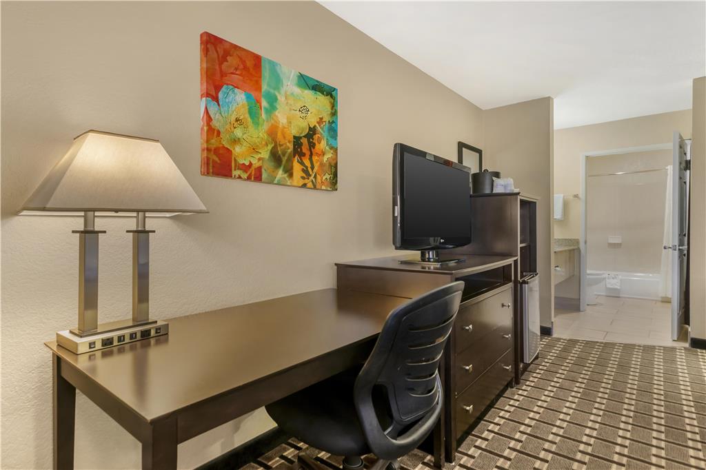Фото Best Western Plus Pleasanton Inn