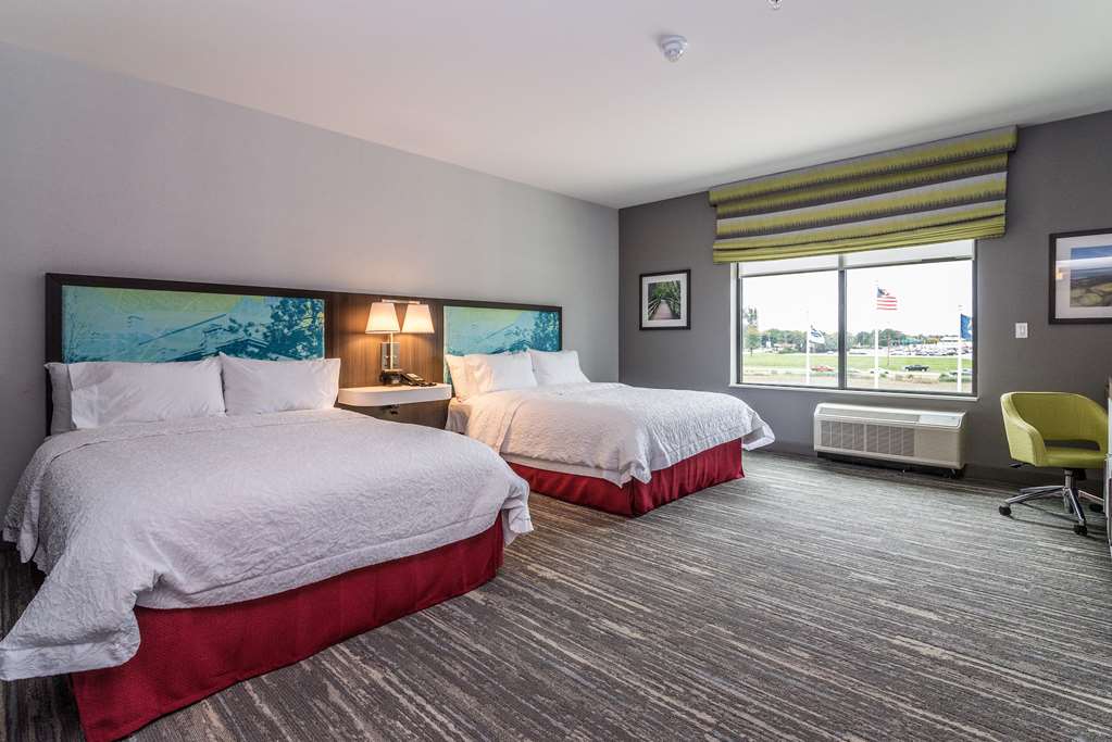Фото Hampton Inn & Suites Allen Park