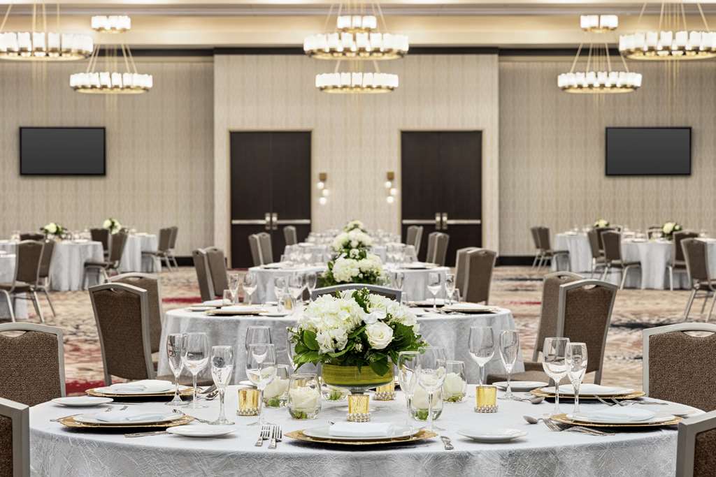 Фото Embassy Suites by Hilton Round Rock