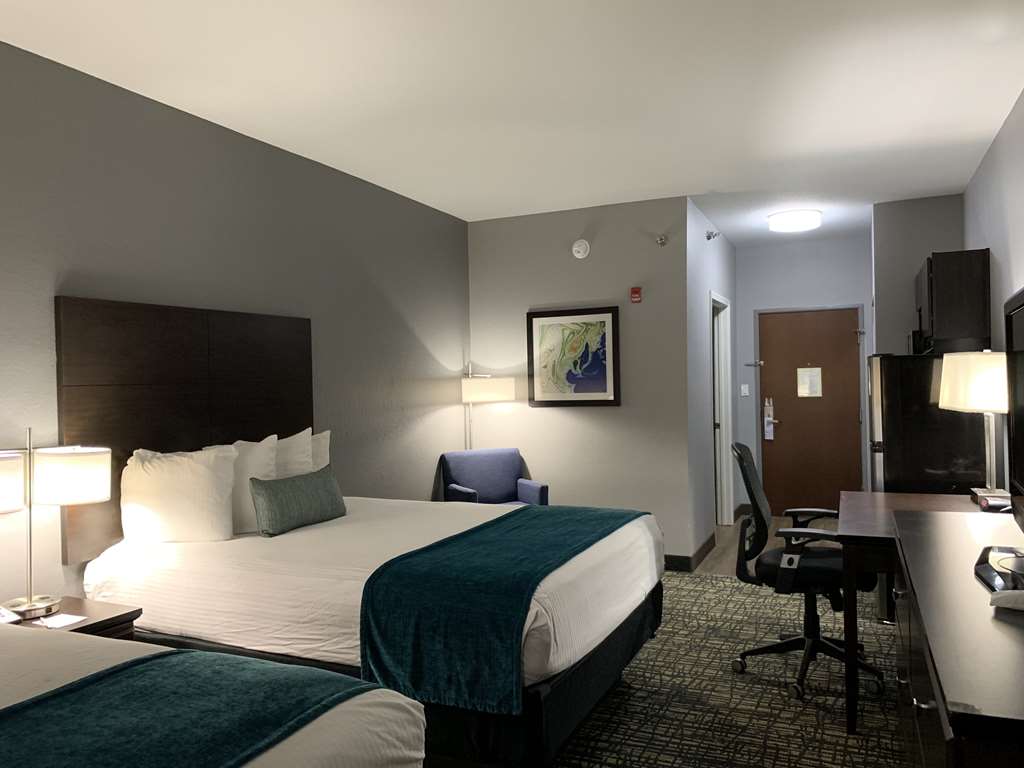 Фото Best Western Plus Olive Branch Hotel & Suites