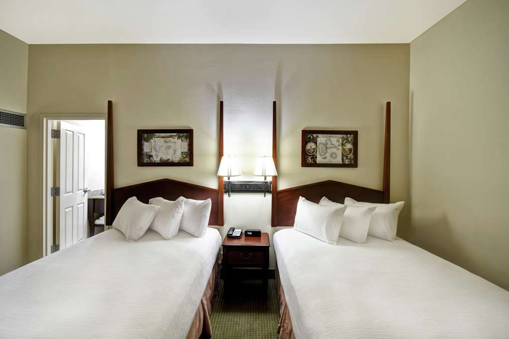Фото Embassy Suites by Hilton Charleston Historic District