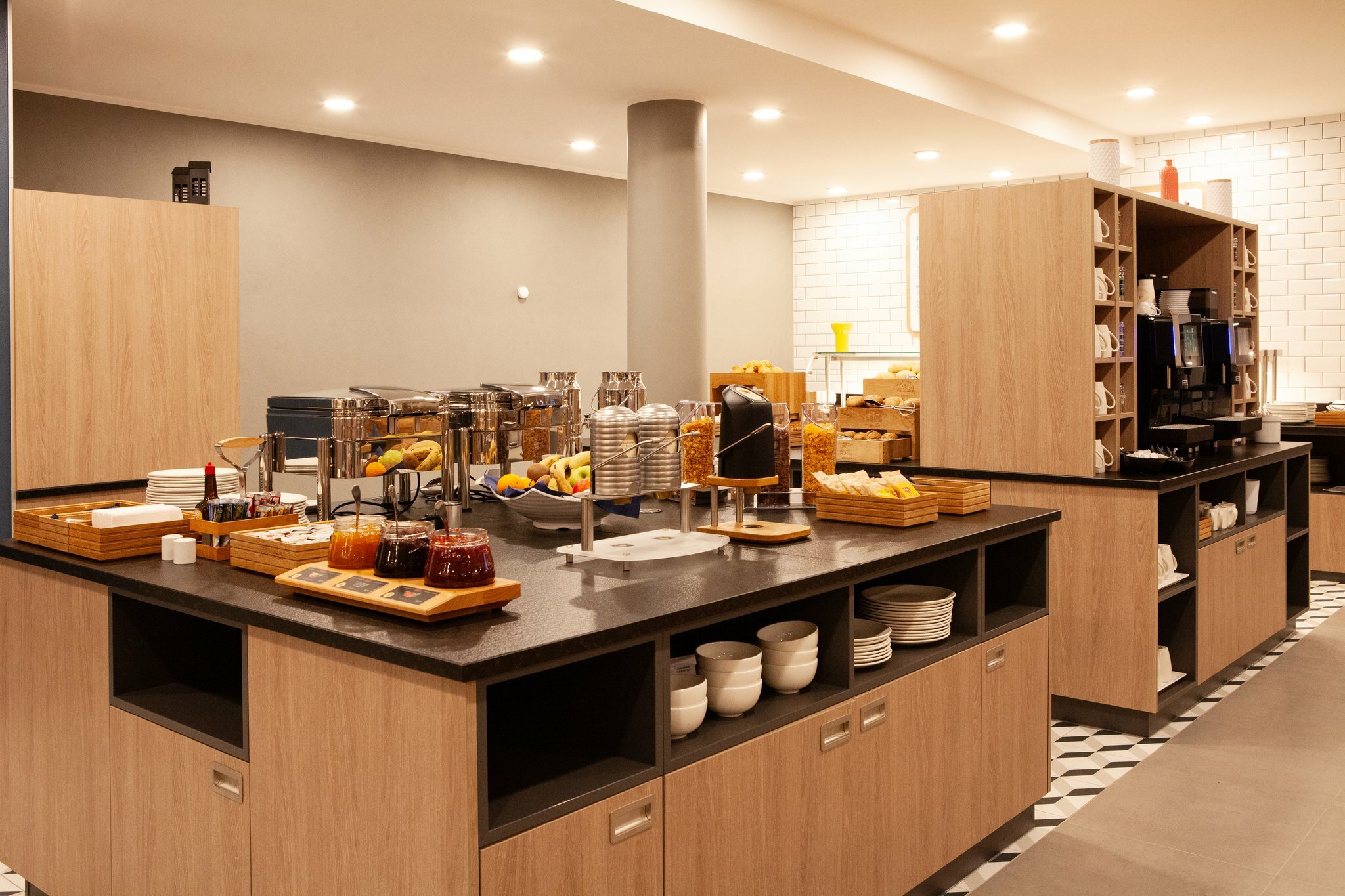 Фото Holiday Inn Express Neunkirchen