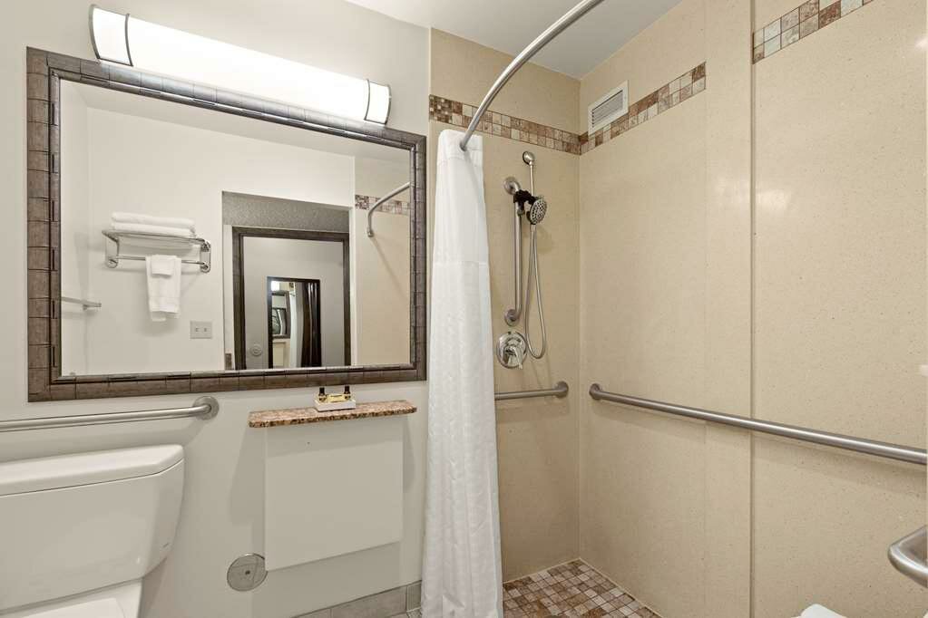 Фото Best Western Plus Tree House