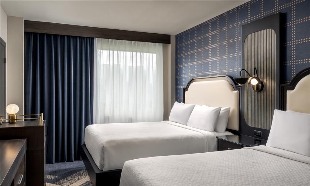Фото The Brock Niagara Falls Fallsview Tapestry by Hilton