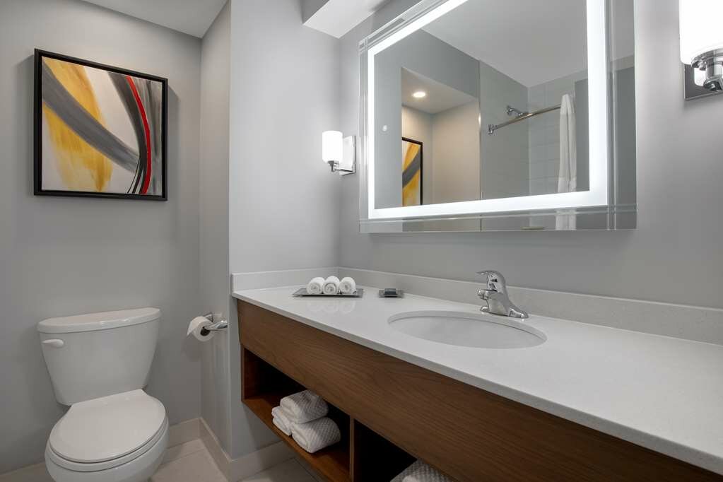 Фото DoubleTree by Hilton Hotel London Ontario