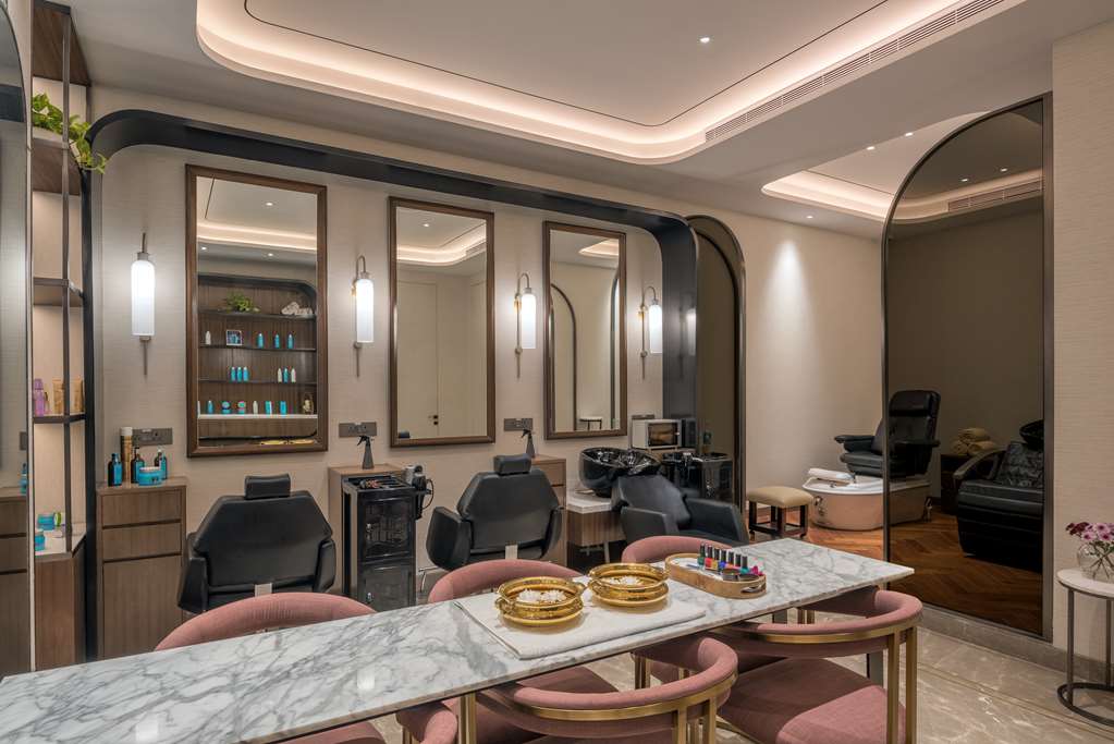 Фото Radisson Blu Hotel & SPA, Nashik