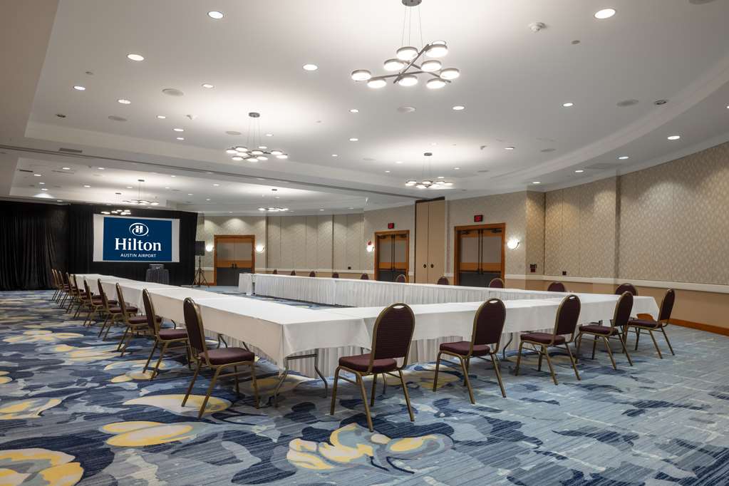 Фото Отель Hilton Austin Airport