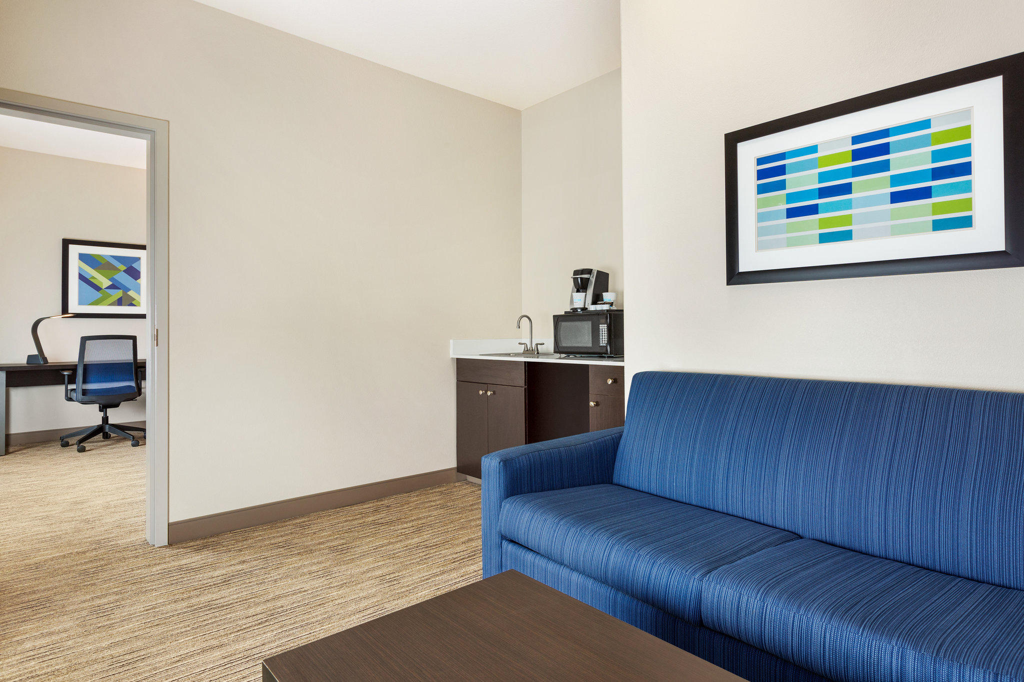 Фото Holiday Inn Express & Suites San Antonio Nw - Medical Area, an Ihg Hotel