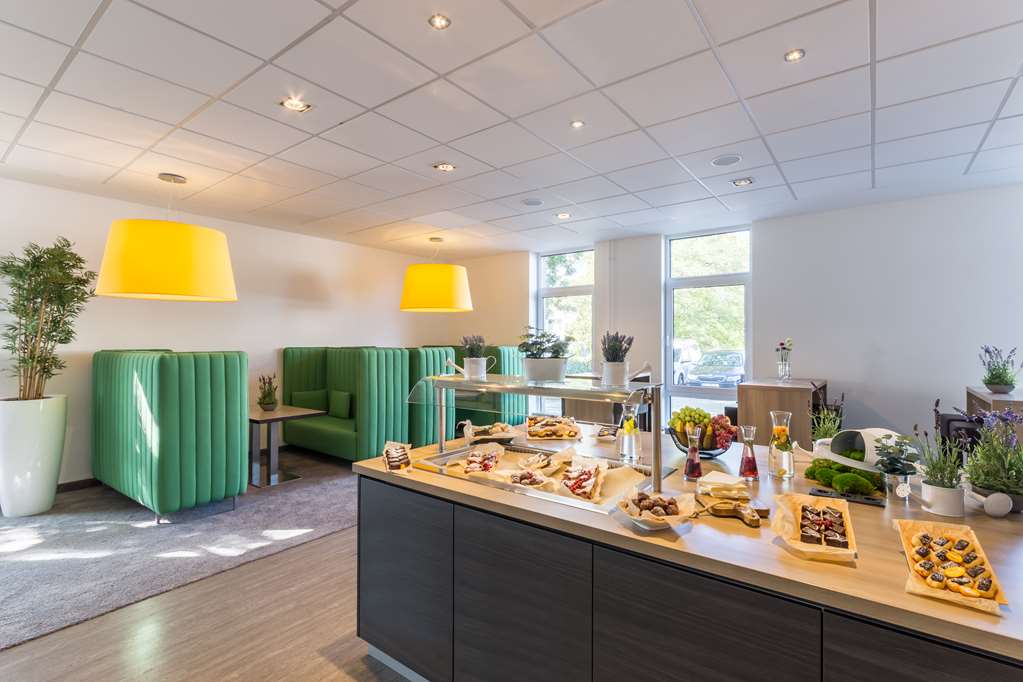 Фото Park Inn by Radisson Göttingen