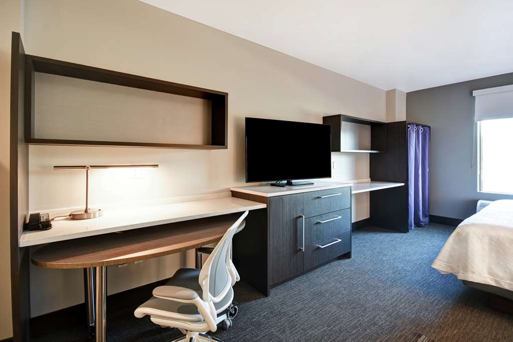 Фото Home2 Suites by Hilton Los Angeles Montebello
