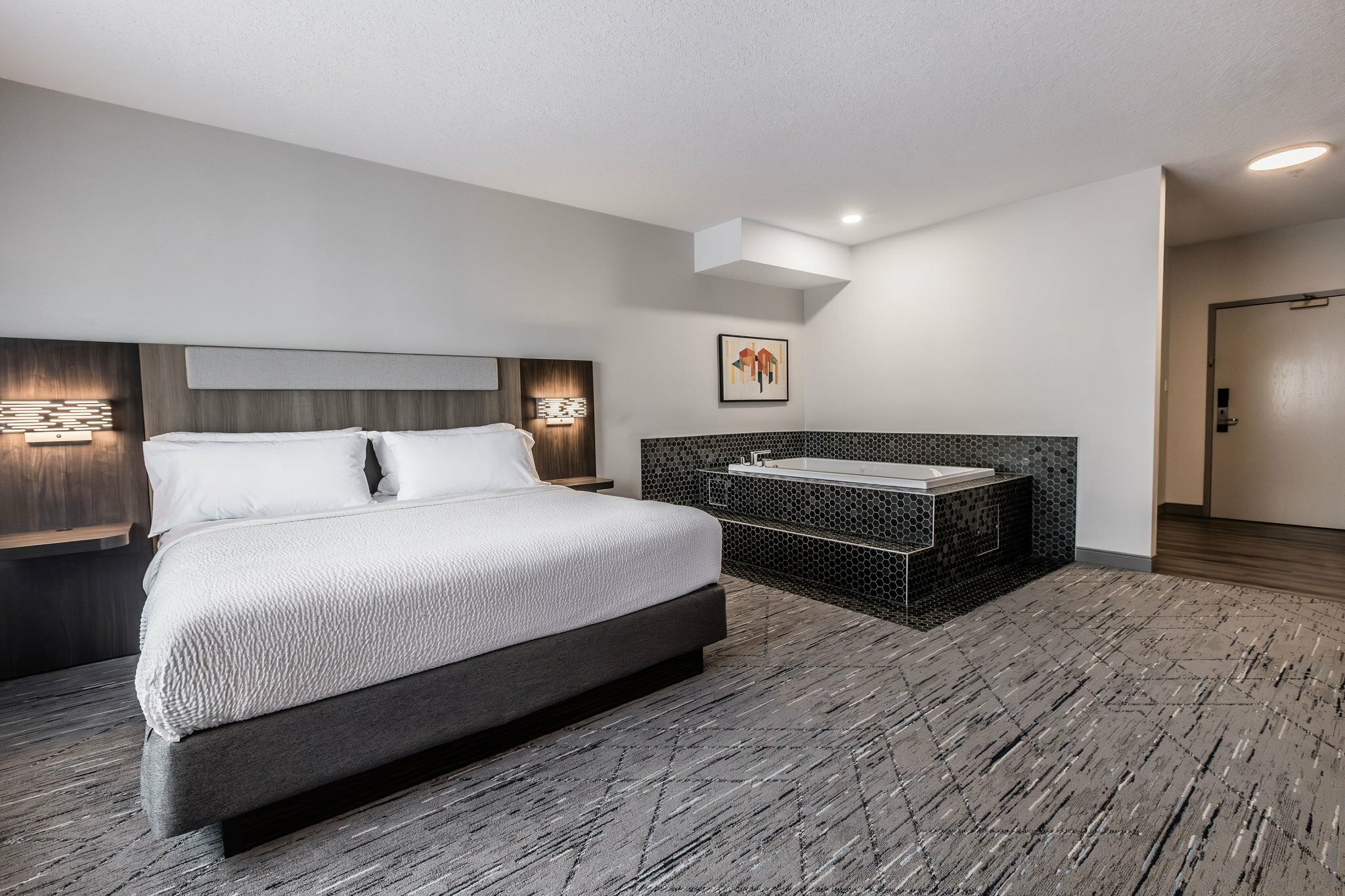 Фото Holiday Inn Express Hotel & Suites Calgary S-Macleod Trail S, an Ihg Hotel