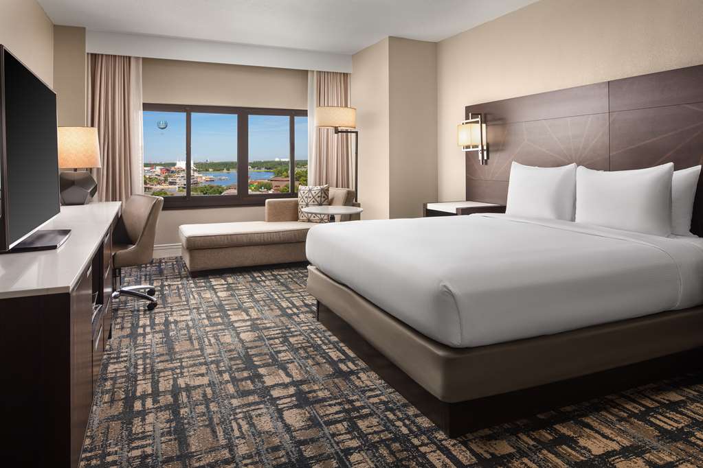 Фото Hilton Orlando Lake Buena Vista - Disney Springs Area