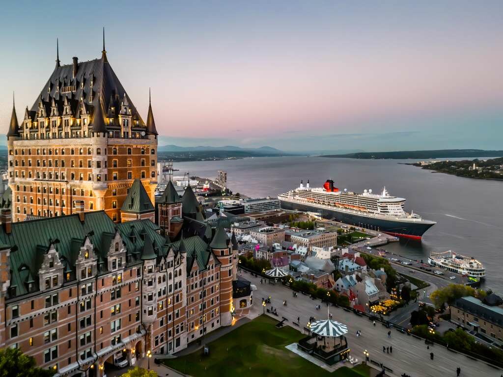 Фото Fairmont Le Chateau Frontenac