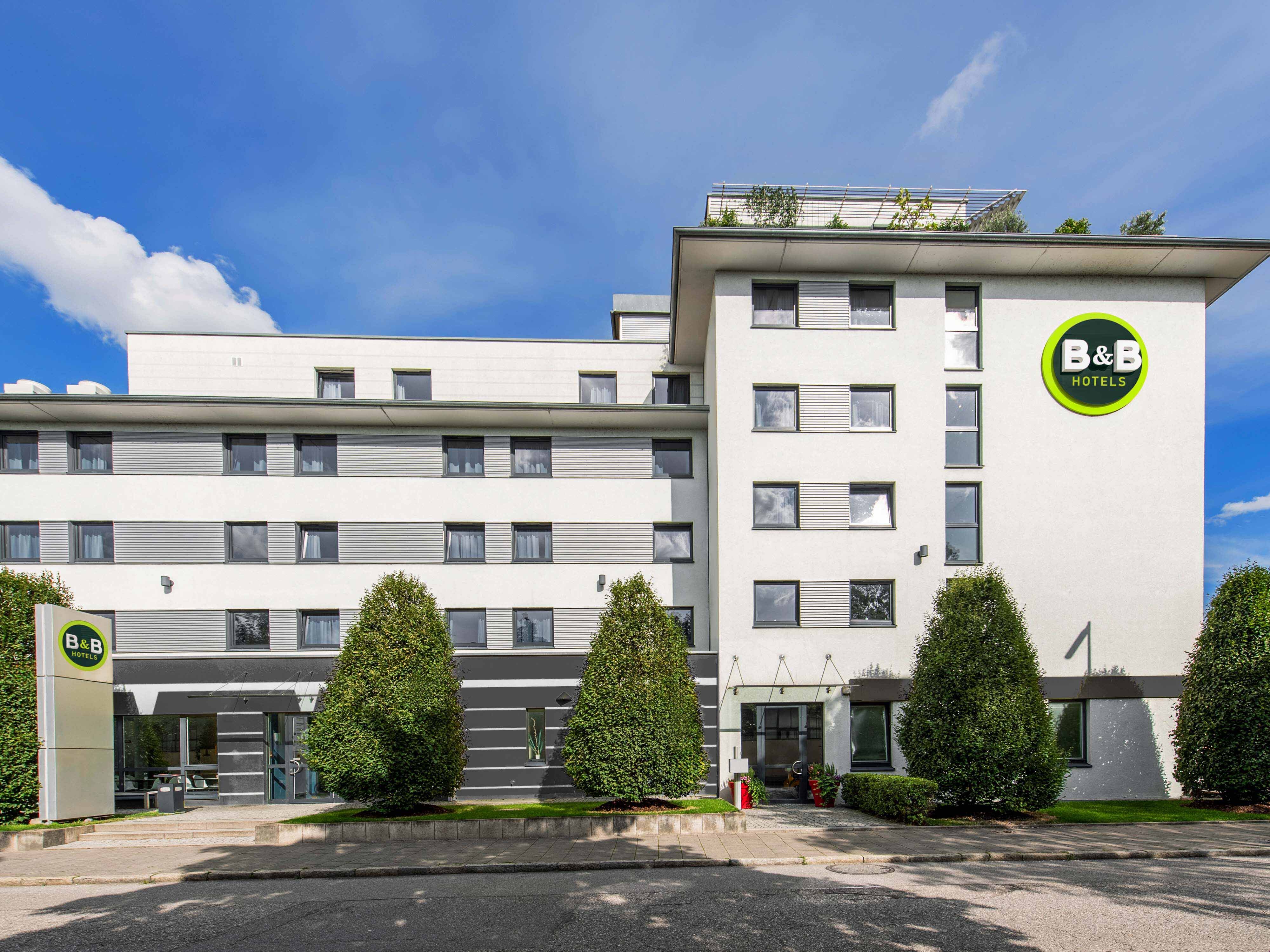 Фото B&b Hotel München City-Nord