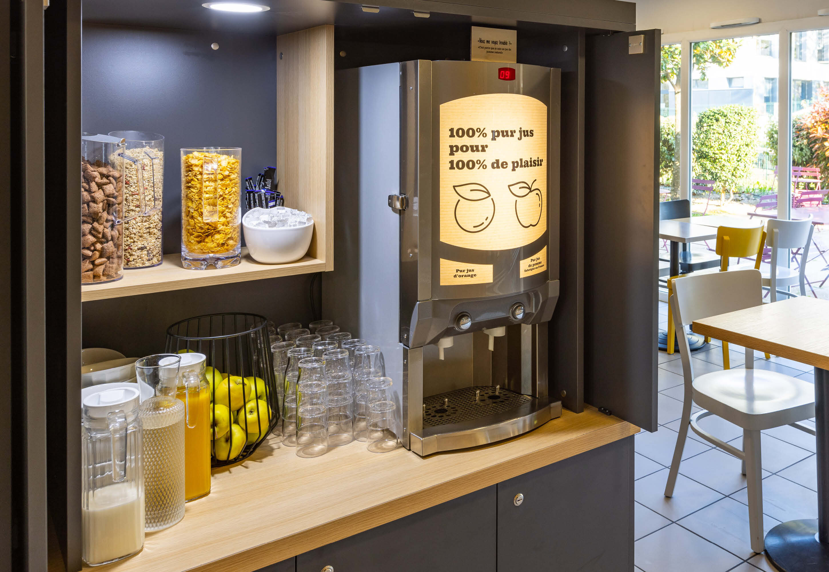 Фото B&b Hotel Rennes Ouest Villejean