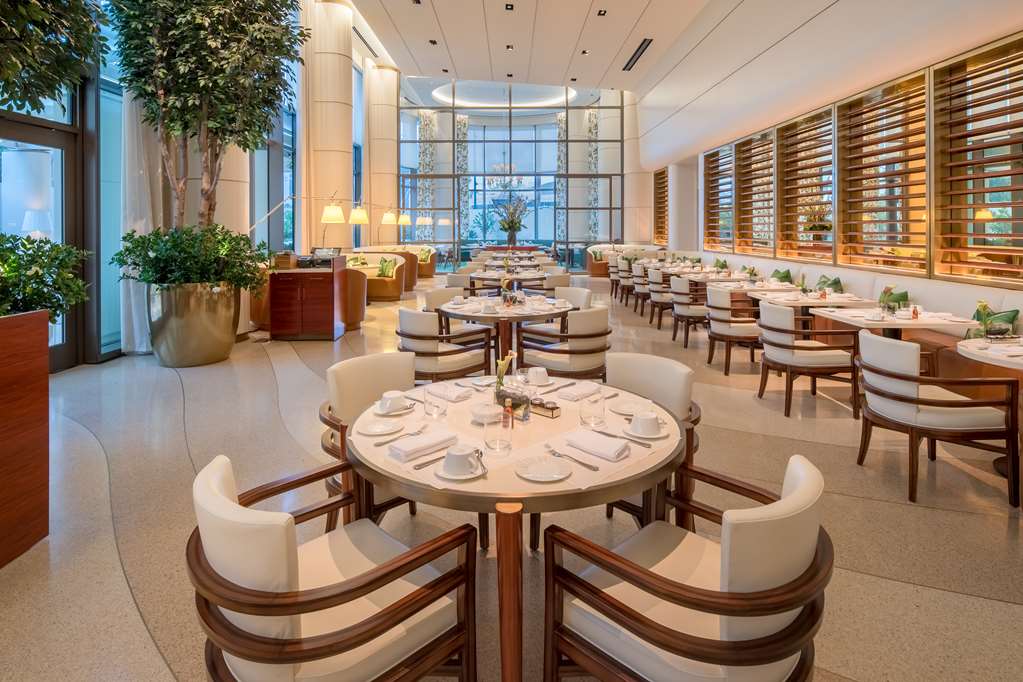 Фото Waldorf Astoria Beverly Hills