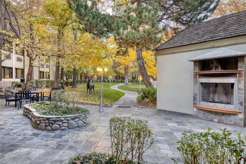 Гостиница SureStay Plus Hotel by Best Western Reno Airport в Рино