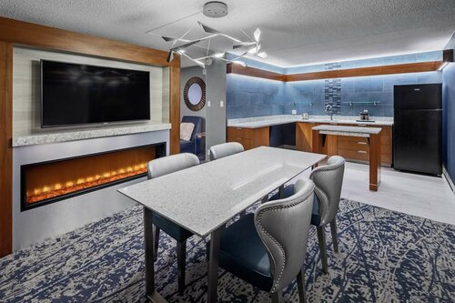 Гостиница DoubleTree by Hilton Hotel Denver в Денвере