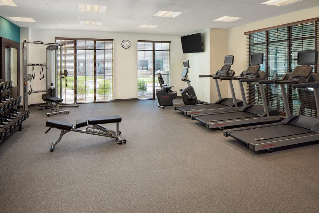 Фото Homewood Suites by Hilton Ronkonkoma
