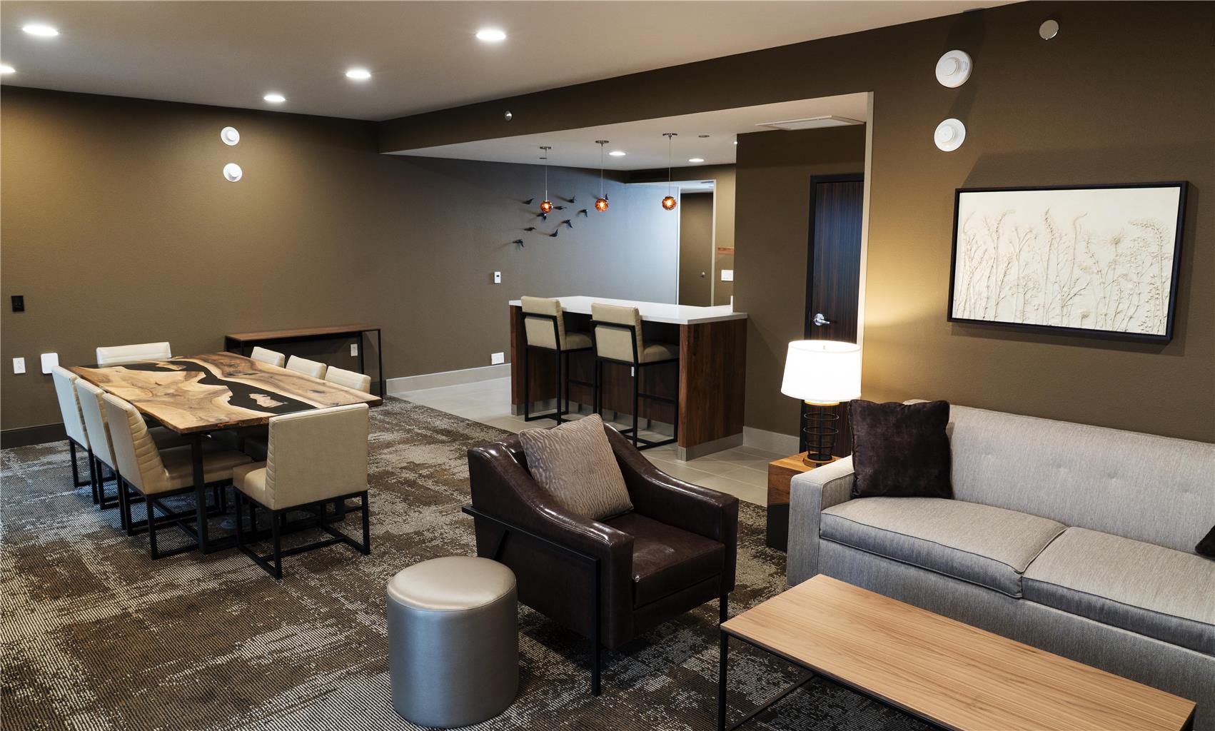 Фото The Broadway Columbia - a DoubleTree by Hilton