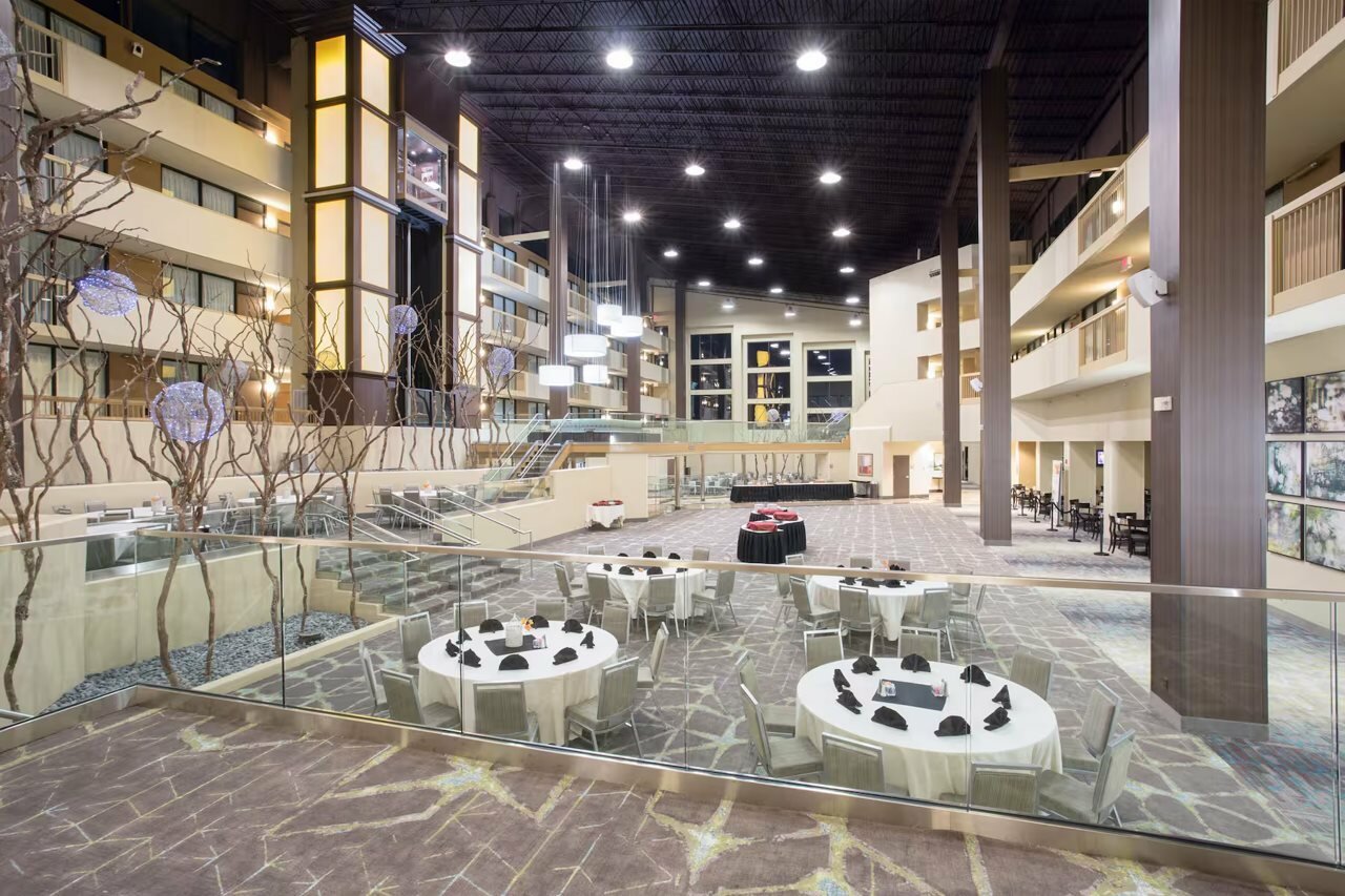 Фото Holiday Inn Little Rock-Airport-Conference Center, an Ihg Hotel