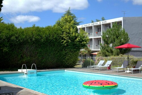 Гостиница Le Galet Hôtel & SPA в Лорьяне