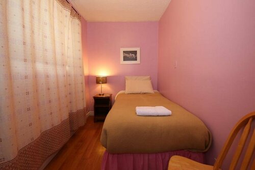 Гостиница Jenny's B&b в Йеллоунайф