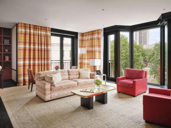 Фото The Peninsula London