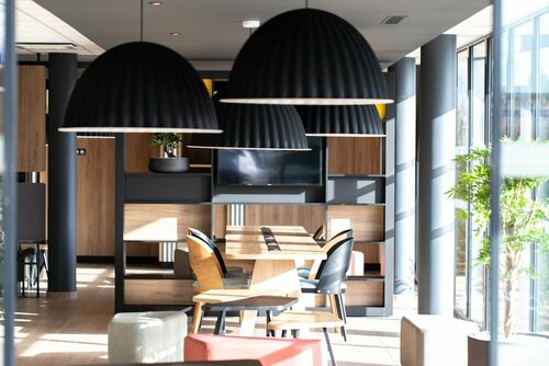 Гостиница Hotel Kyriad Prestige Compiegne в Компьени