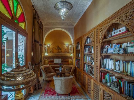 Фото Riad Laurence Olivier