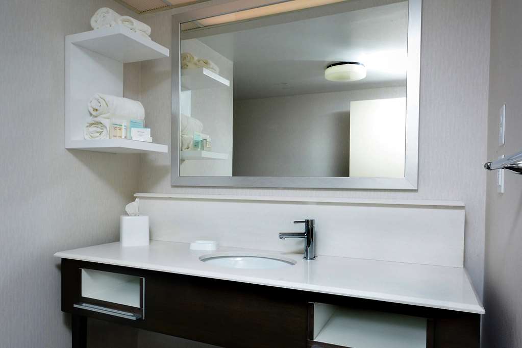 Фото Hampton Inn Martinsville