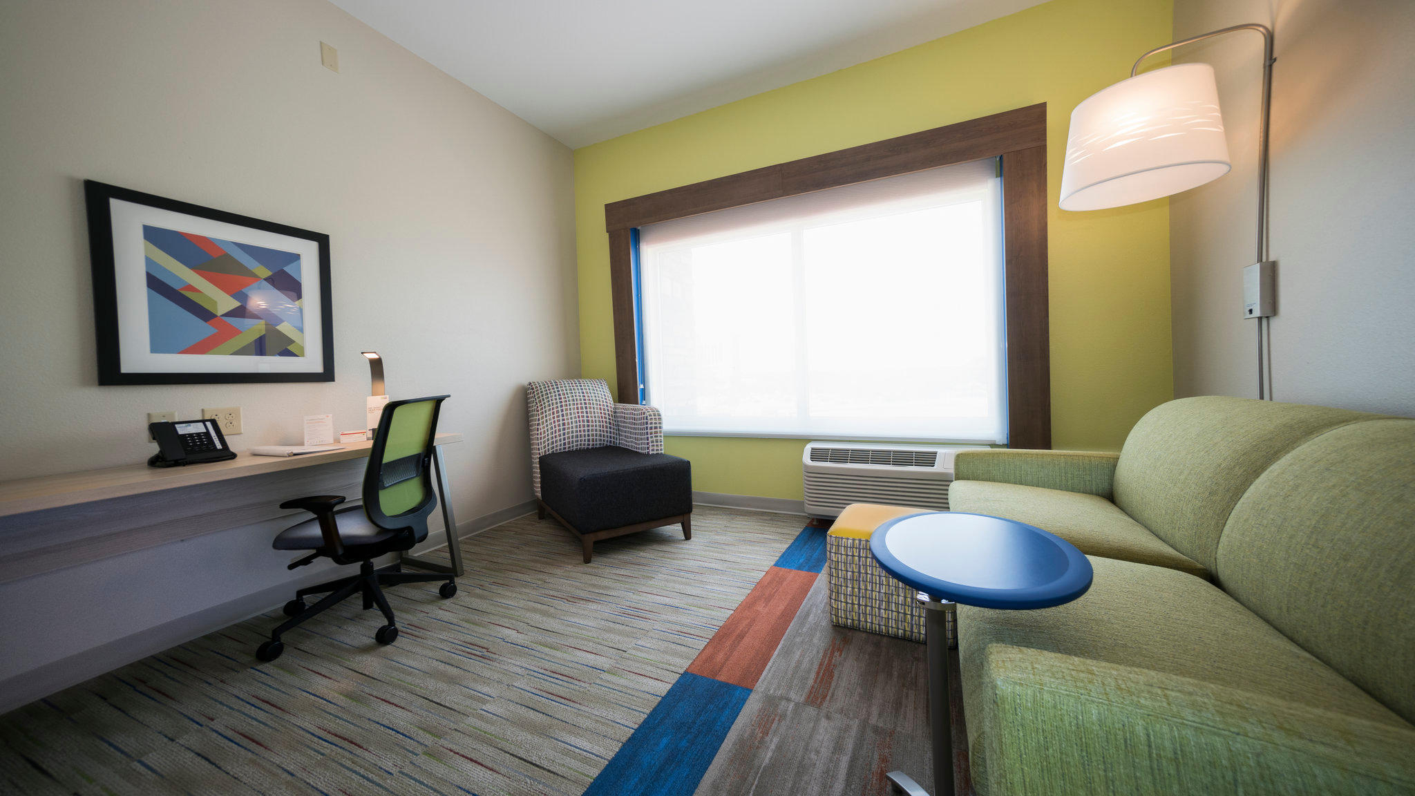Фото Holiday Inn Express & Suites Southaven Central - Memphis, an Ihg Hotel