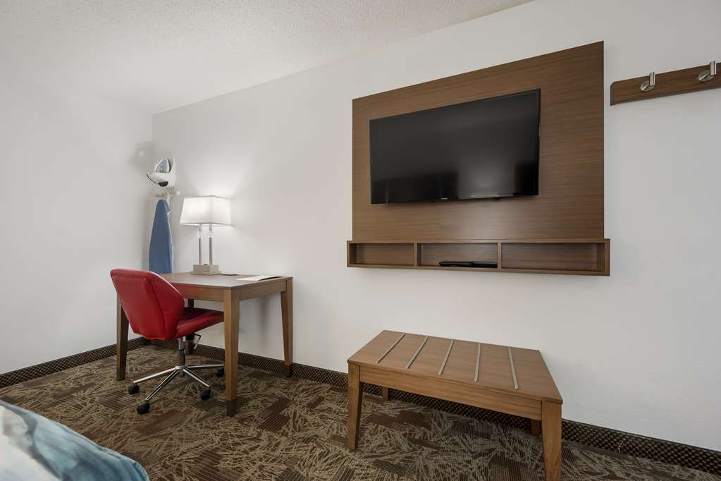 Фото SureStay Hotel by Best Western Tuscaloosa Southeast