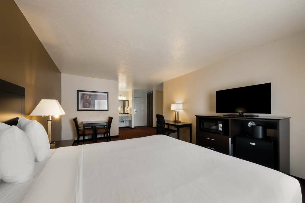 Фото Best Western Salinas Valley Inn & Suites