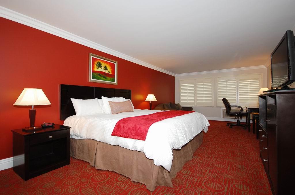 Фото Best Western Burbank Airport Inn