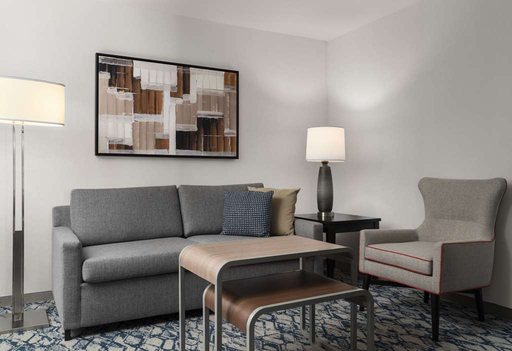 Фото Homewood Suites by Hilton Cambridge-Arlington