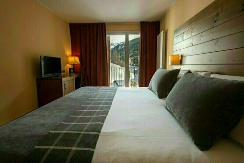 Гостиница Hotel Magic Ski в Ла Массане