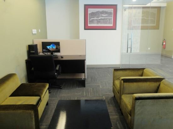 Фото Verdant Hill Hotel