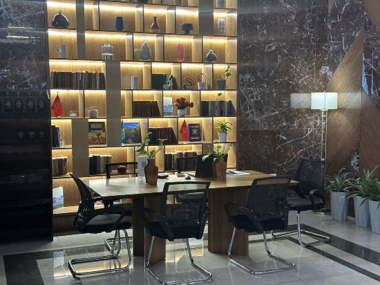 Фото Sofia International Hotel