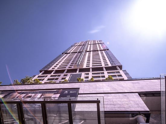 Фото The Leonardo